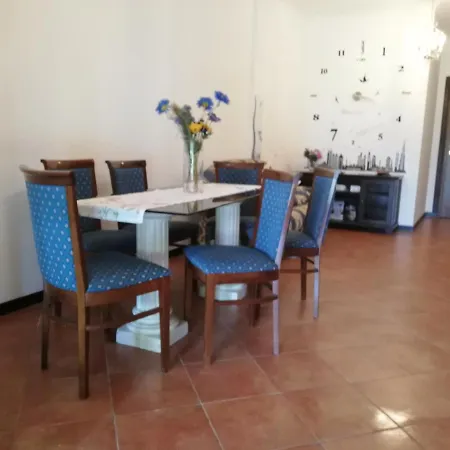 Lucrezia Romana - Cinecittà Appartement